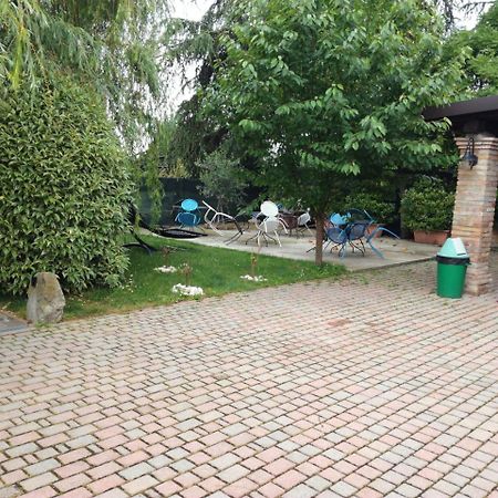 فيلا Massa Lombardaفي Agriturismo Ferretti المظهر الخارجي الصورة